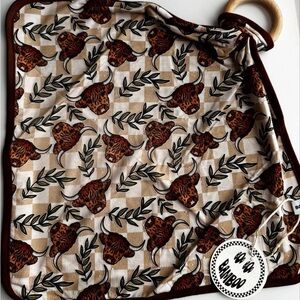 NWT Boo Boo Bamboo Lovey Lovey-Pacifier/ Teether Holder: Style MOOMOO